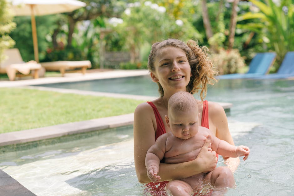 Kinder lernen Schwimmen in unterschiedlich langer Zeit